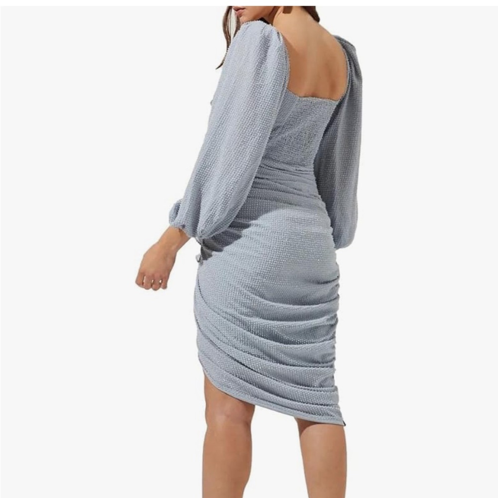 ASTR The Label Athens Ruched‎ Puff Sleeve Shimmer Midi Dress - Picture 2 of 13